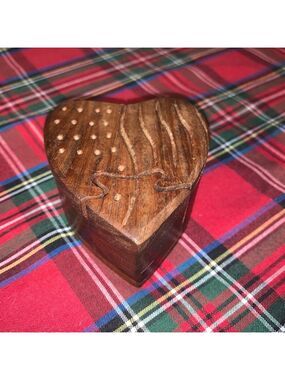 Unbranded Brown Wooden Heart Puzzle Box with heart pendant inside